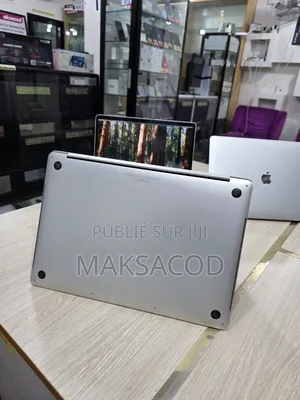 Ordinateur Portable Apple MacBook Pro 2018 32GB Intel Core I9 SSD 256GB