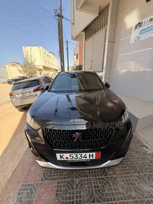 Photo - Peugeot 2008 2023 Black