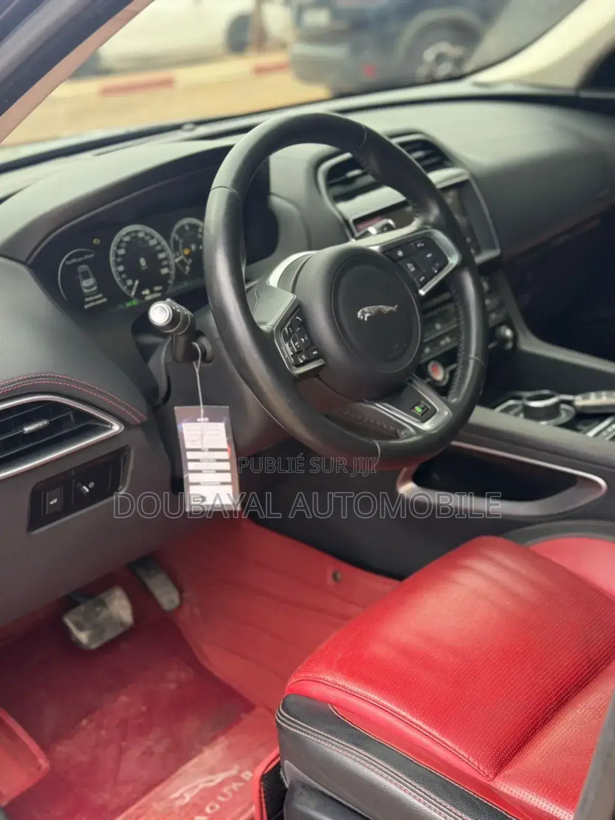 Jaguar F-Pace 20d Premium AWD 2018 Noir Mat