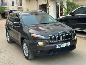 Photo - Jeep Cherokee 2016