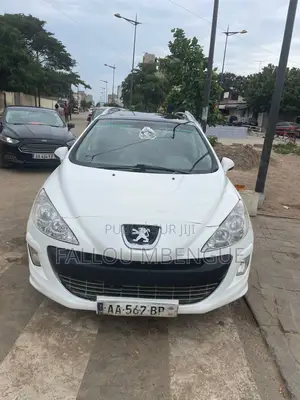 Photo - Peugeot 308 2014 Blanc