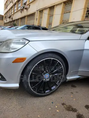 Mercedes-Benz E350 2011 Gris