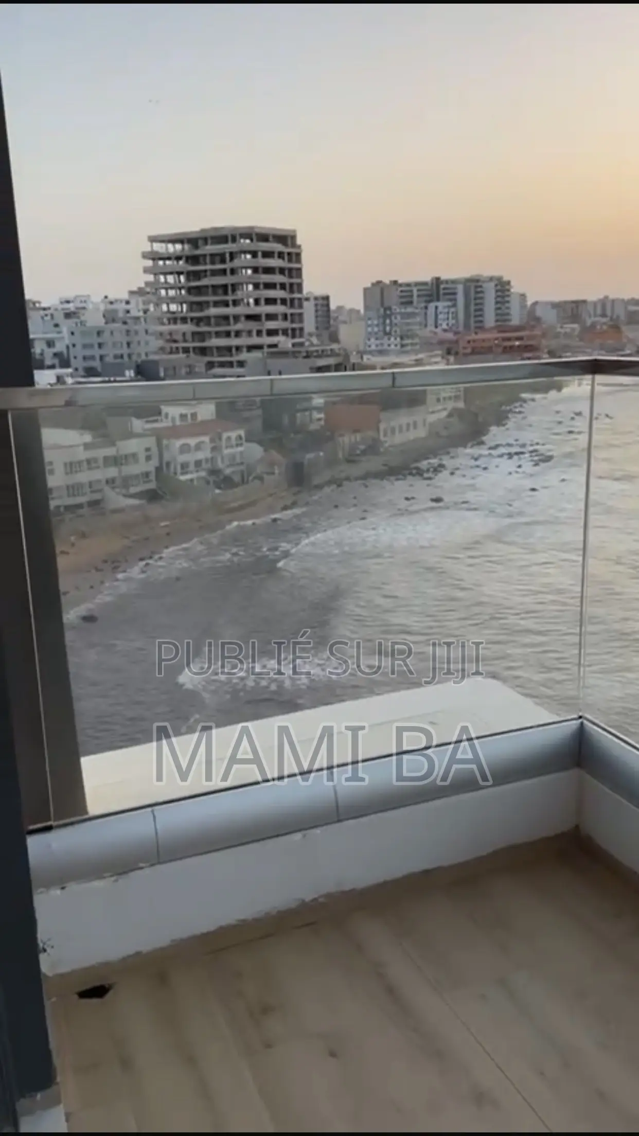 Furnished 2chbre Appartement dans Virage, Almadies à Louer