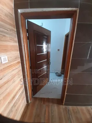 1chbre Studio dans Pepzo Building, HLM à Louer