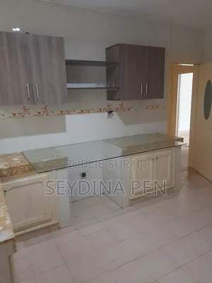 1chbre Studio dans Siki, Almadies à Louer