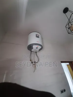 2chbre Appartement dans Sci, Almadies à Louer