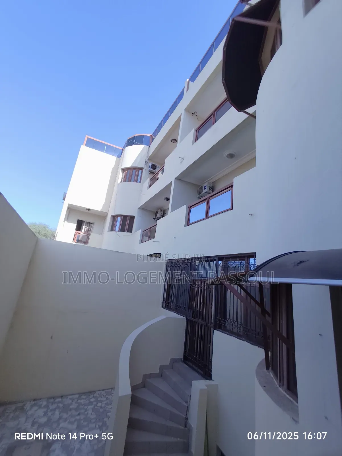 5chbre Villa dans , Mermoz Sacré-Cœur à Louer