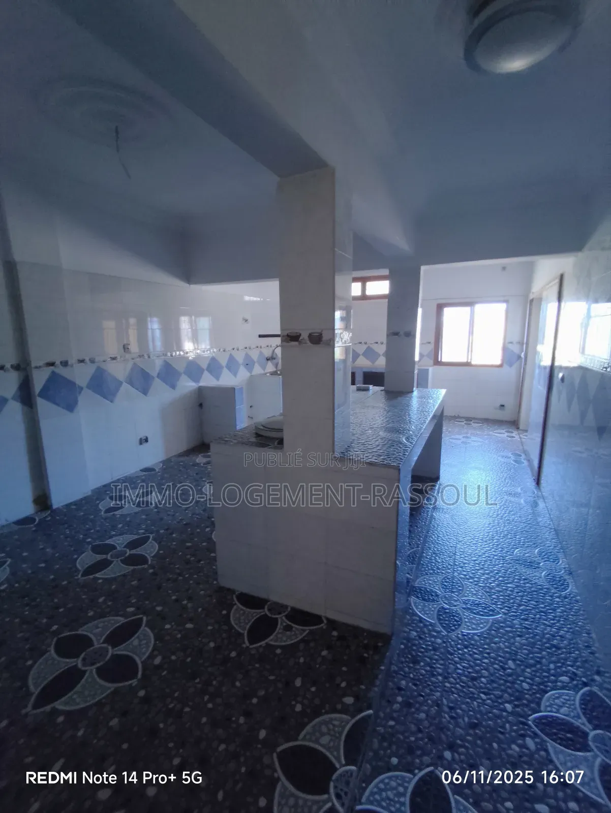 5chbre Villa dans , Mermoz Sacré-Cœur à Louer