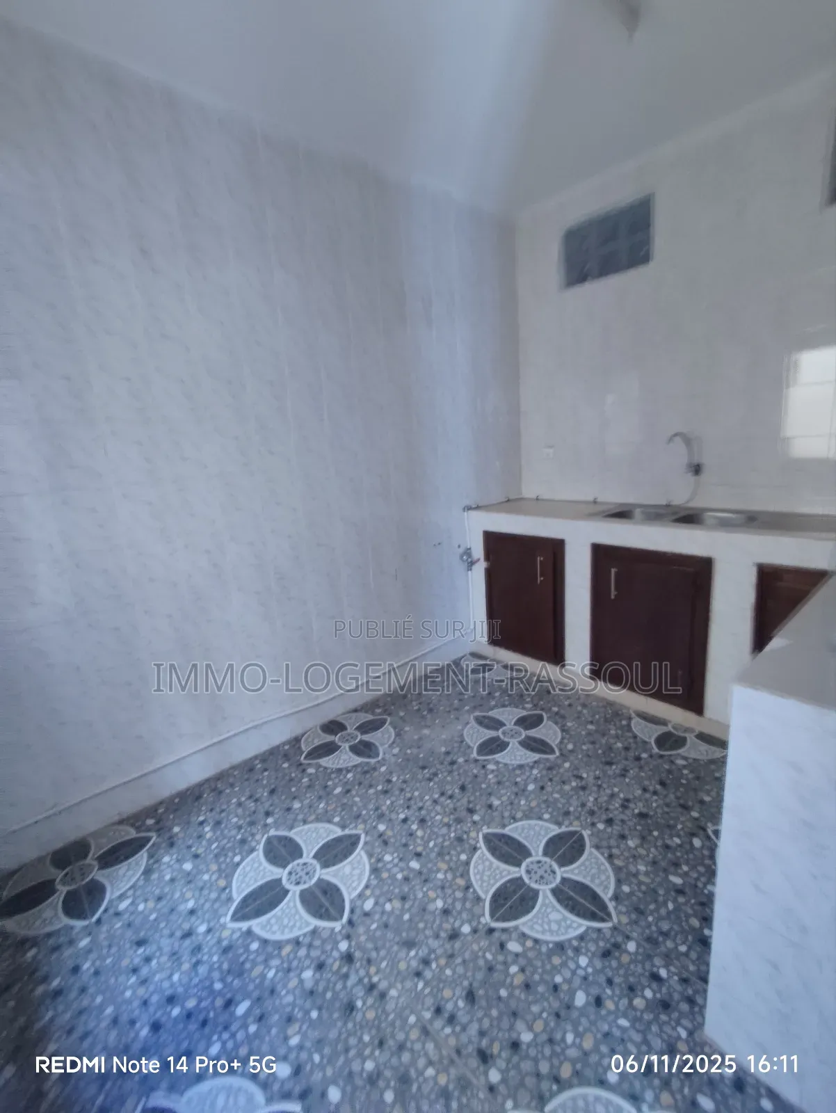 5chbre Villa dans , Mermoz Sacré-Cœur à Louer