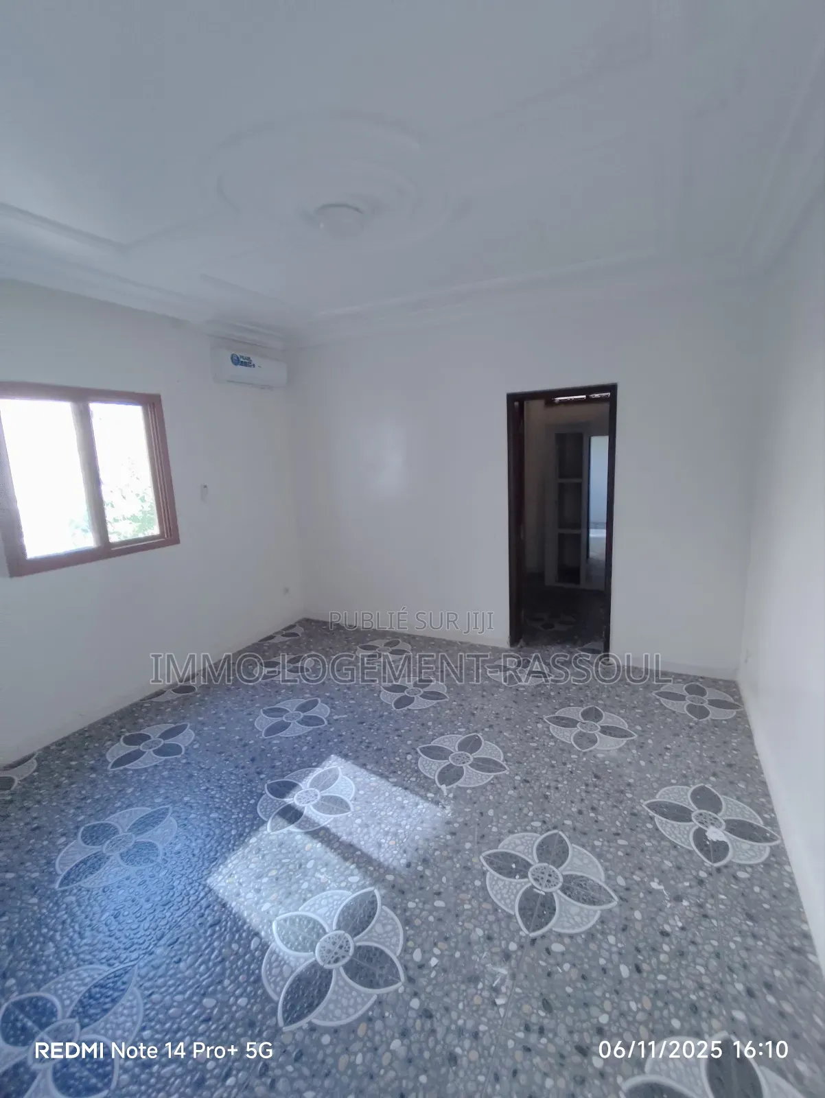 5chbre Villa dans , Mermoz Sacré-Cœur à Louer