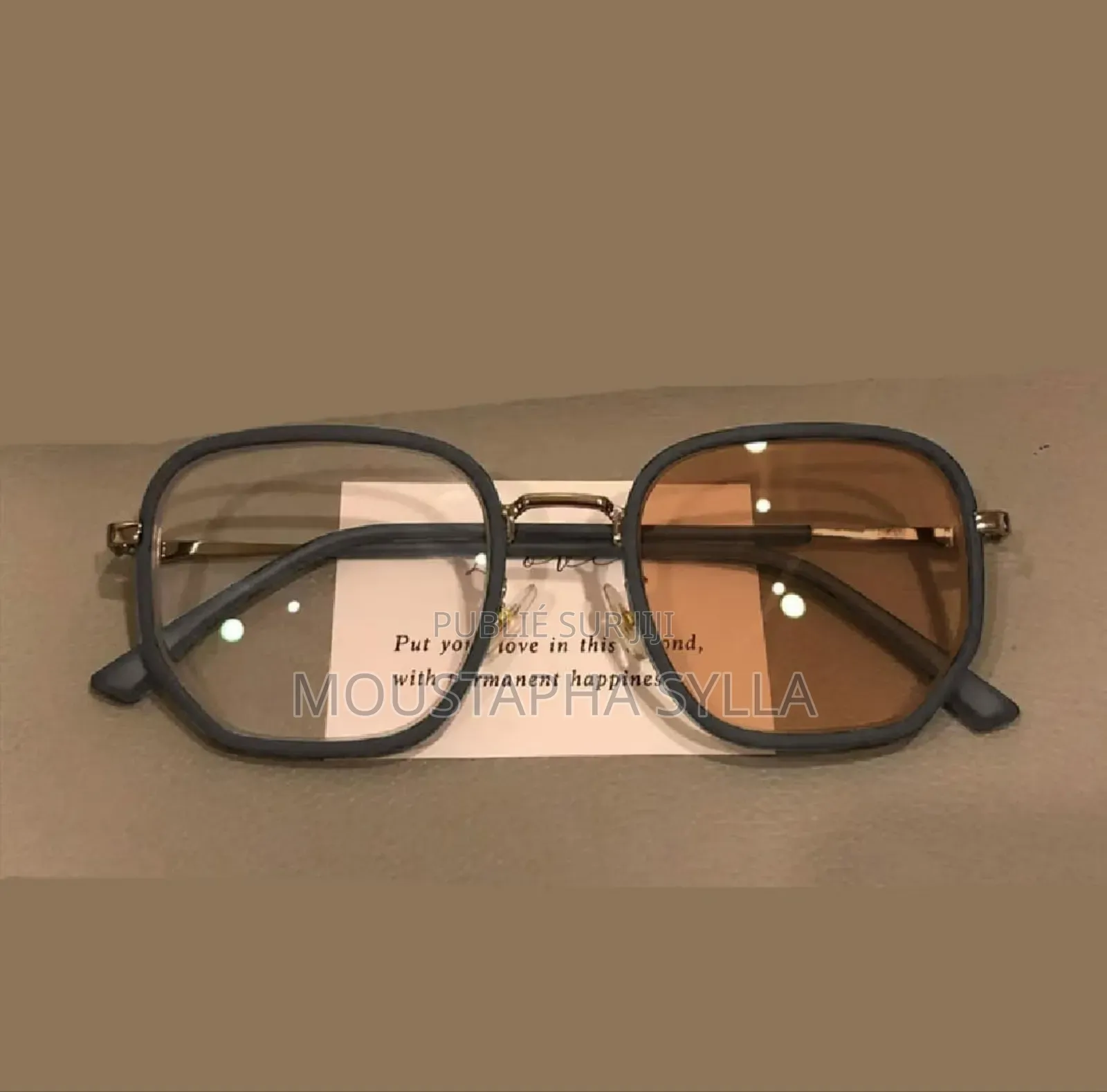 Promo Lunette Photogray Femme a 6000 Avec Etui Offert