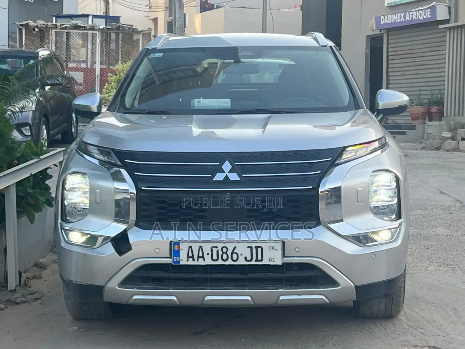 Mitsubishi Outlander 2022 Gris