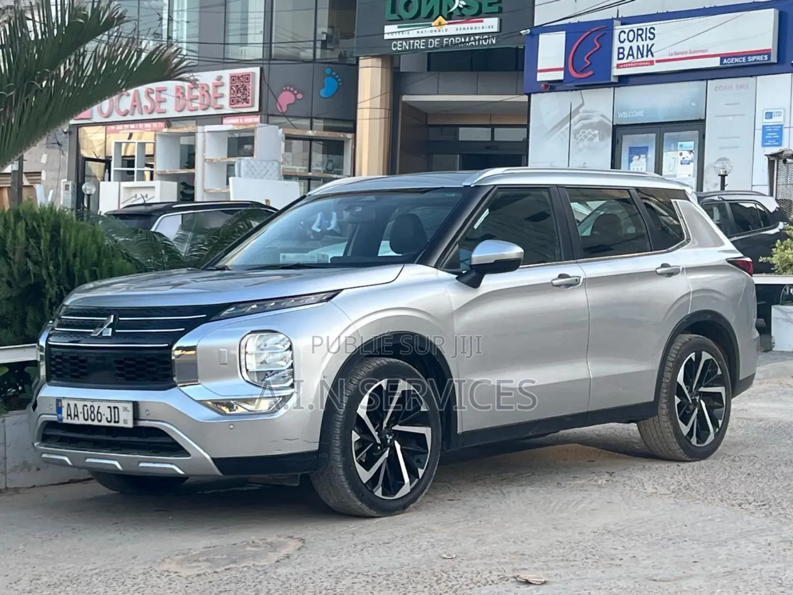 Mitsubishi Outlander 2022 Gris