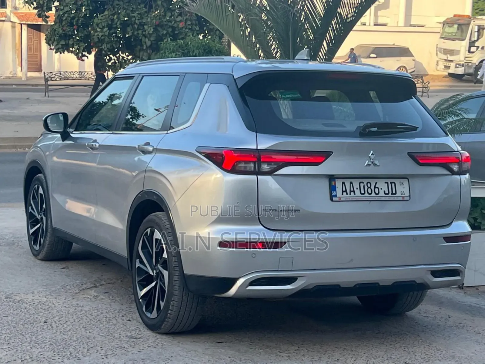 Mitsubishi Outlander 2022 Gris