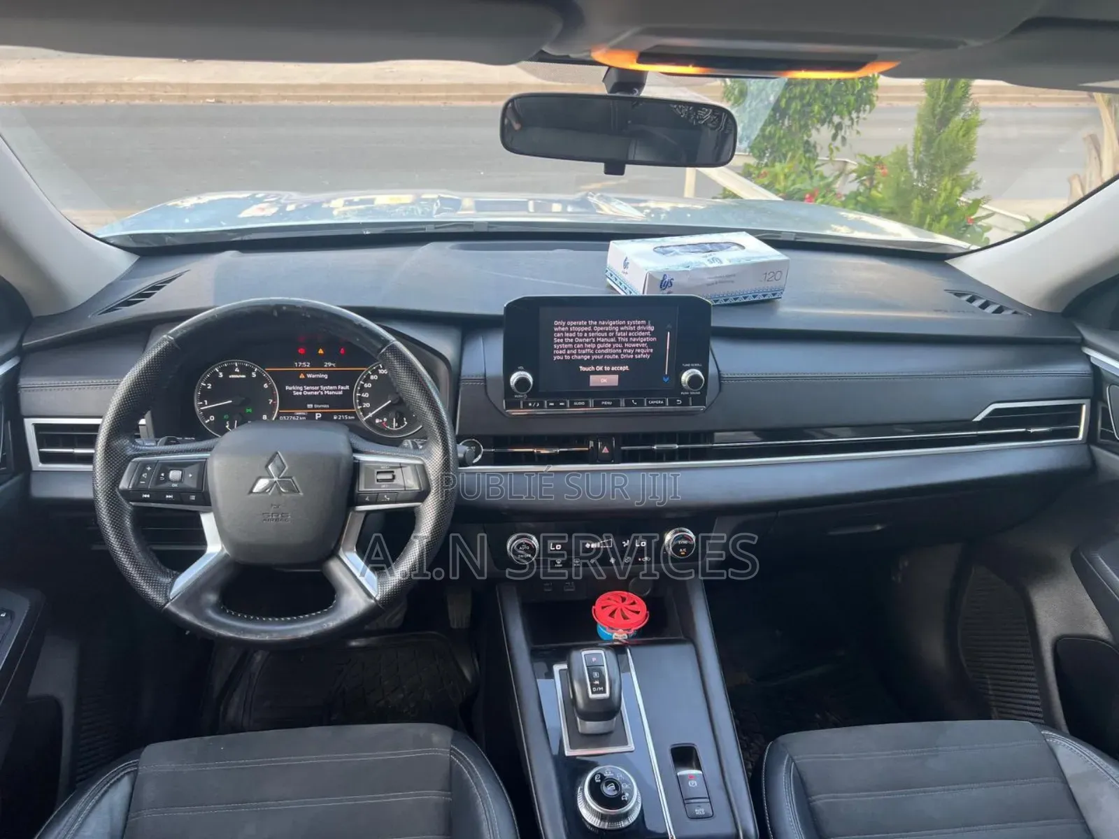 Mitsubishi Outlander 2022 Gris