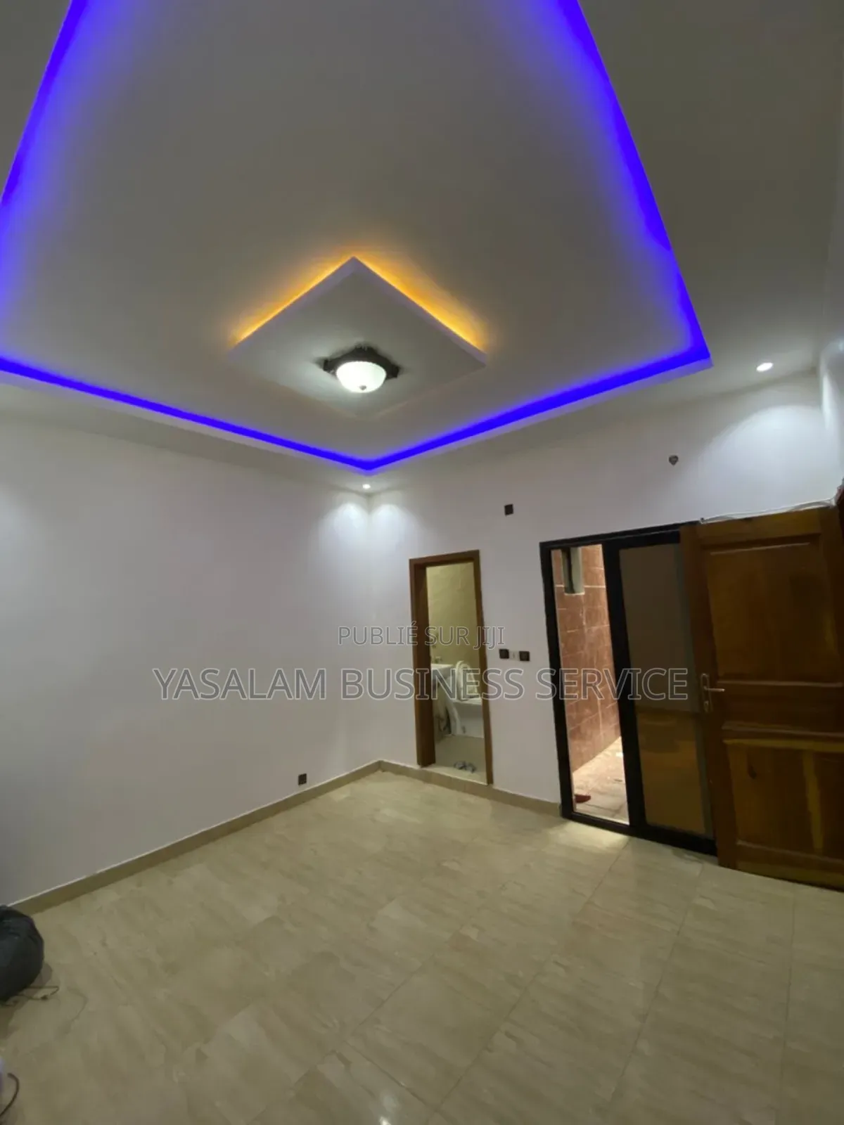 2chbre Appartement dans Yasalam Business, Yoff à Louer