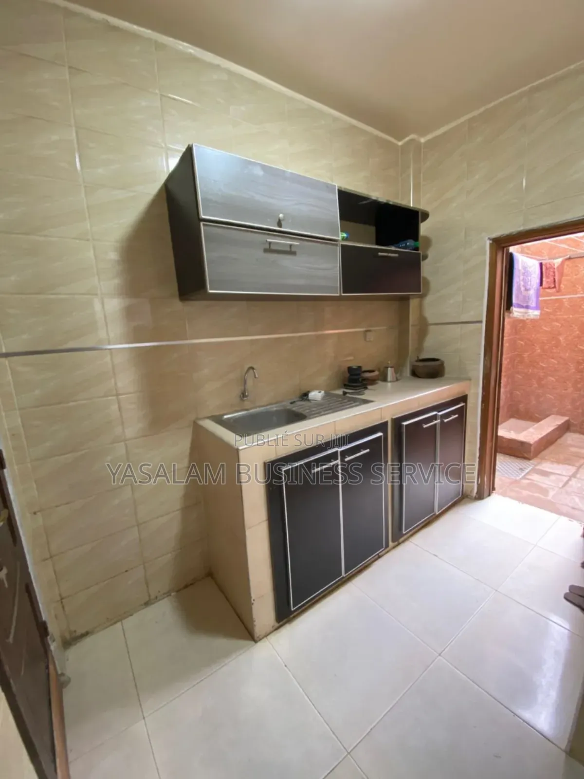 2chbre Appartement dans Yasalam Business, Yoff à Louer