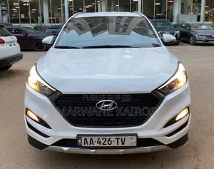 Photo - Hyundai Tucson 2016 Blanc