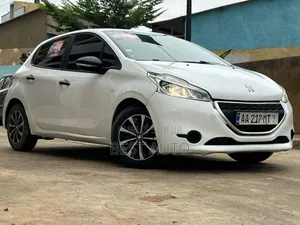 Peugeot 208 2015 Blanc