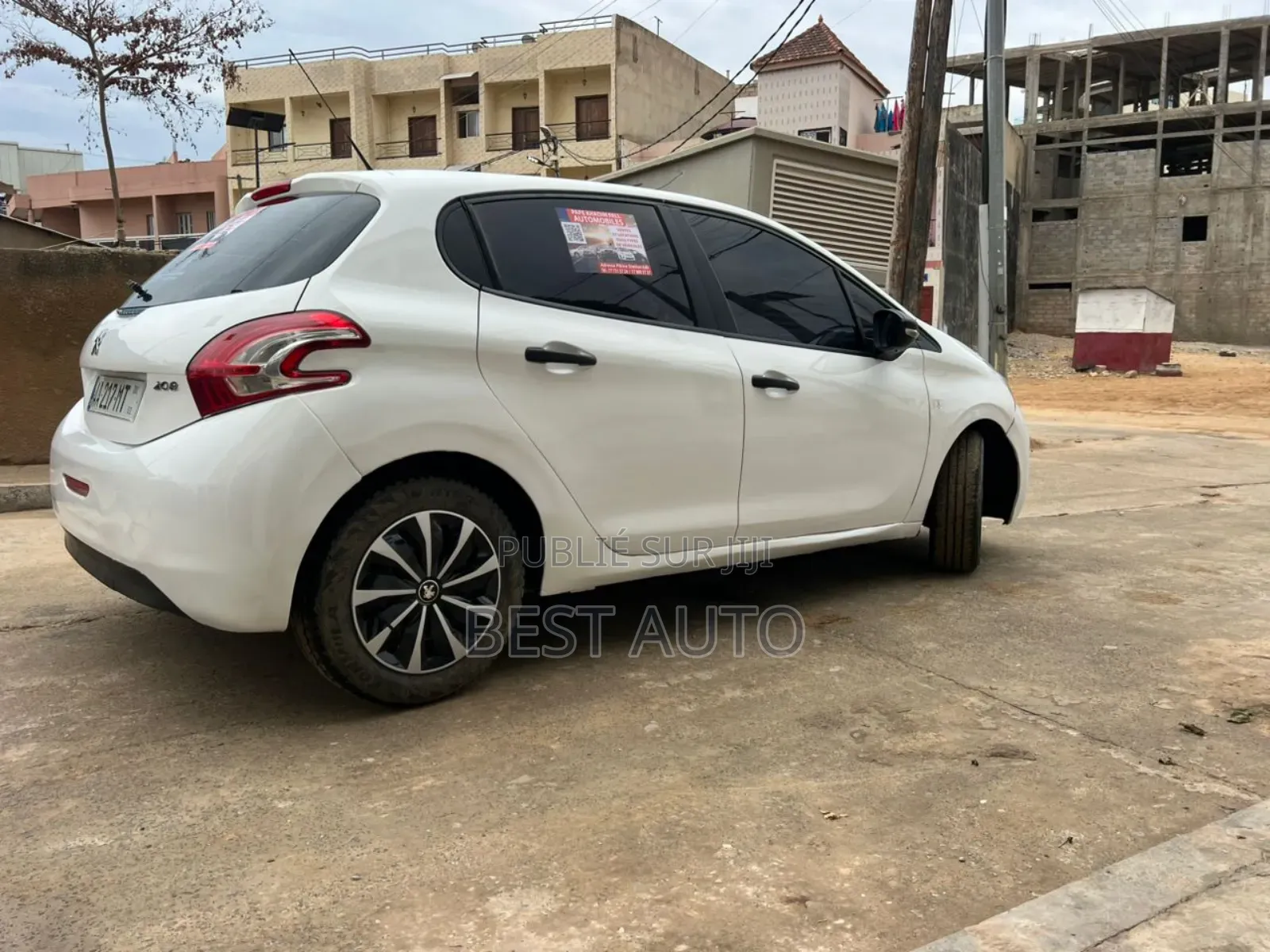 Peugeot 208 2015 Blanc