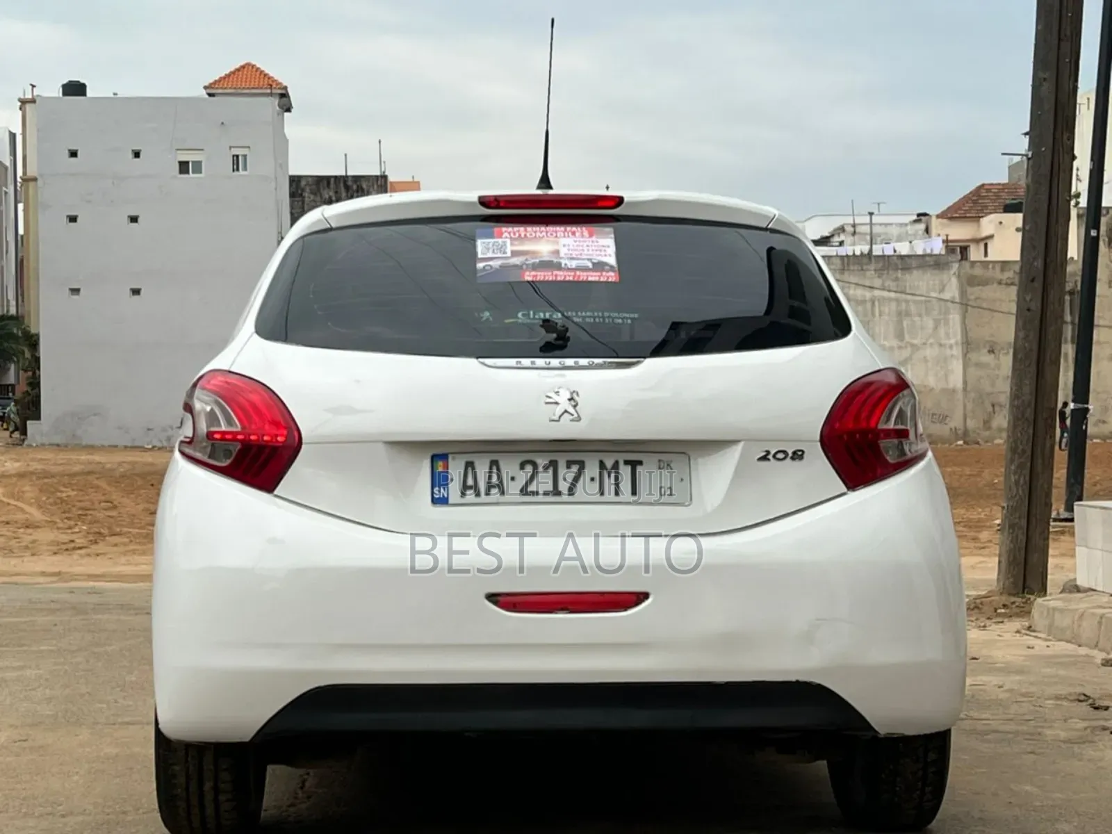 Peugeot 208 2015 Blanc