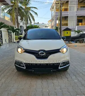 Photo - Renault Samsung QM3 2017 Jaune