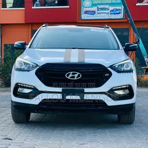 Photo - Hyundai Santa Fe 2017 Blanc