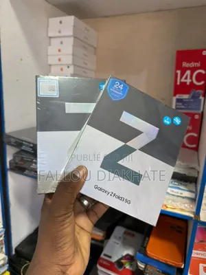 New Samsung Galaxy Z Fold4 256 GB Black