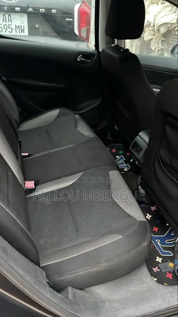 Peugeot 308 2013 Gris