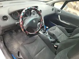 Peugeot 308 CC 1.6 2011