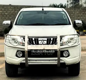 Photo - Mitsubishi L200 2016 Blanc