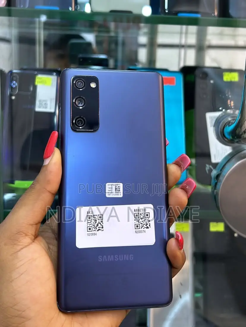 New Samsung Galaxy S20 FE 128 GB Blue