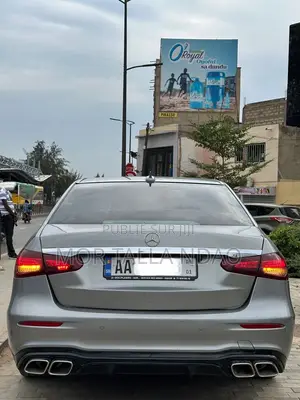 Mercedes-Benz X Class 2021 Gris