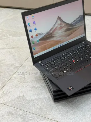 New Ordinateur Portable Lenovo 16GB AMD Ryzen 5 SSD 256GB