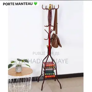 Photo - Porte Manteau Avec Deux Mini Étagères De Rangement