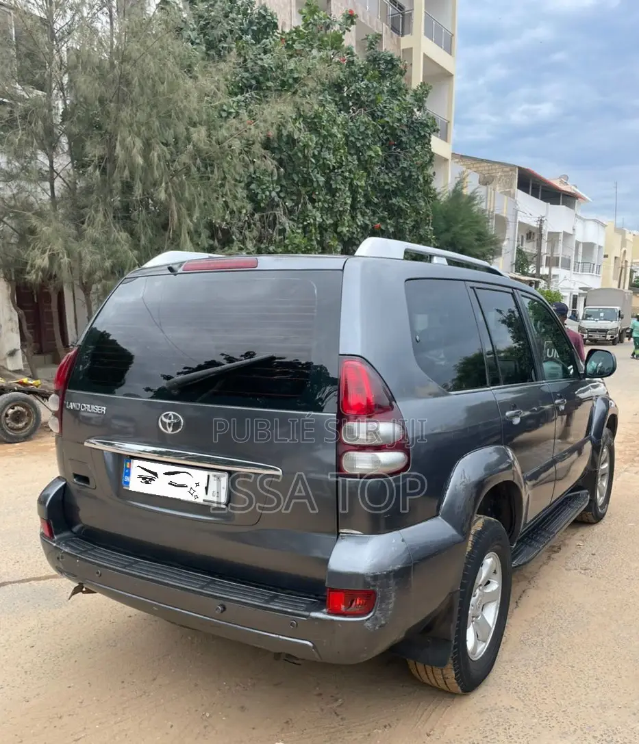 Toyota Land Cruiser Prado 2009 Black