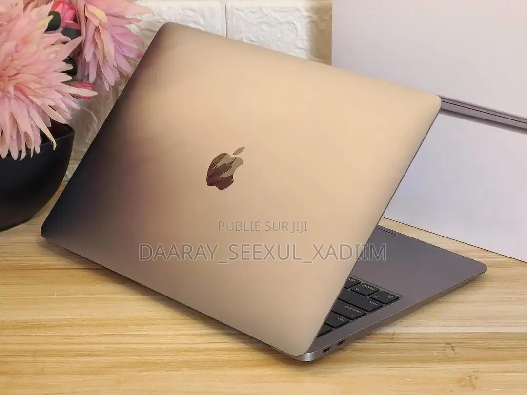 New Apple MacBook Air 2020 M1 8GB Apple M1 SSD 256GB