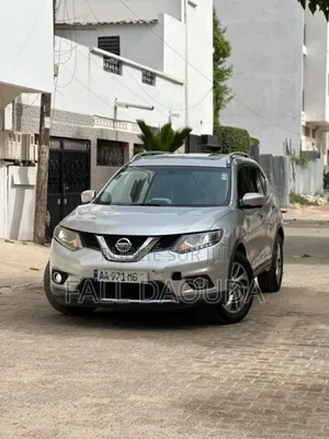 Photo - Nissan Rogue 2014