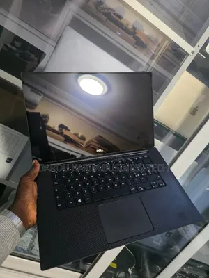 New Ordinateur Portable Dell XPS 15 32GB Intel Core I7 SSD 1T