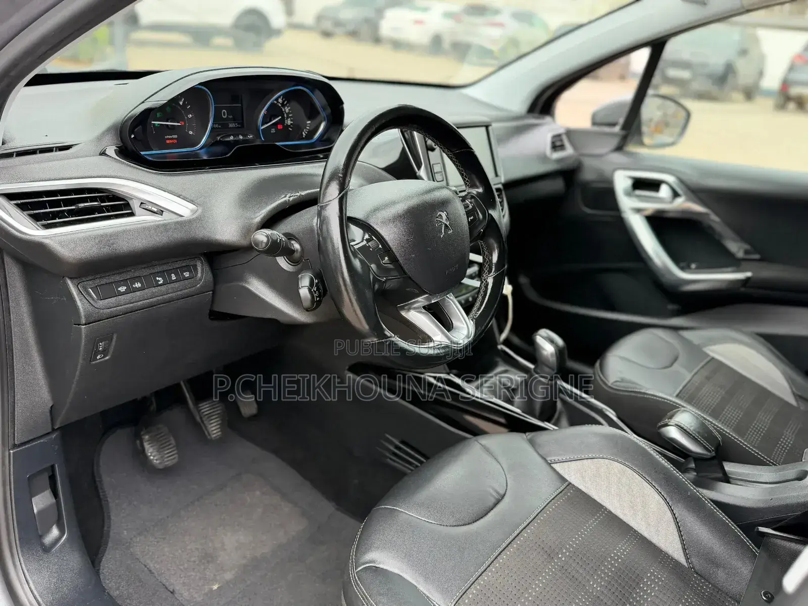 Peugeot 2008 2018 Gris