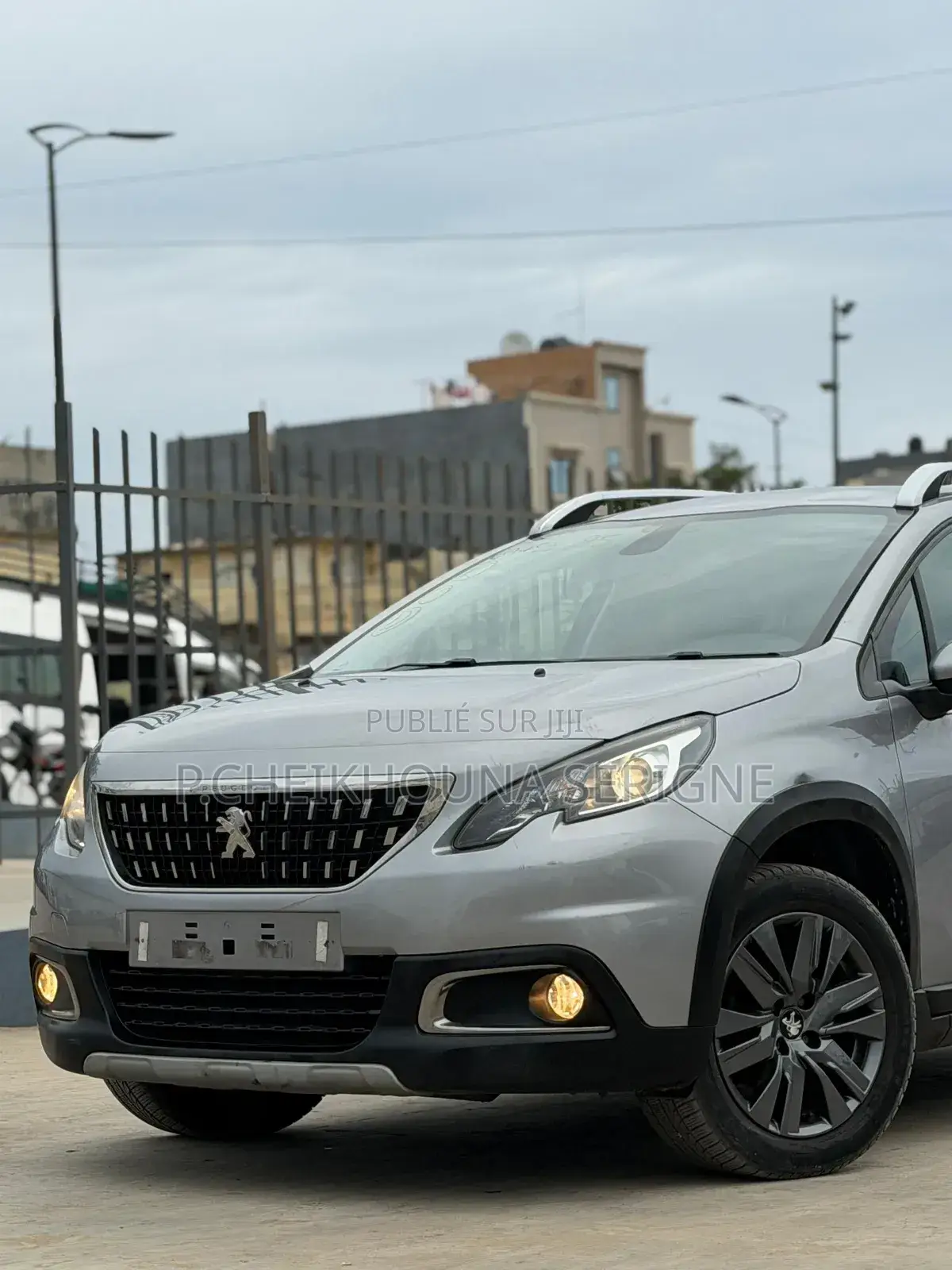 Peugeot 2008 2018 Gris