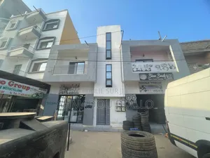 2chbre Villa dans Ndeye Ndiaye, Rufisque à Vendre