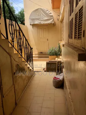 2chbre Villa dans Ndeye Ndiaye, Fann-Point E-Amitié à Vendre