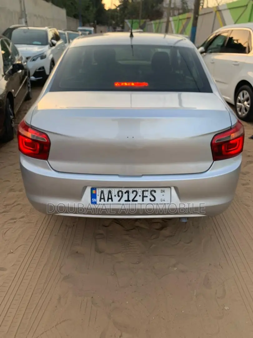 Citroen C-Elysee 2014 Gris