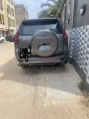 Toyota Land Cruiser Prado 2018 Gris