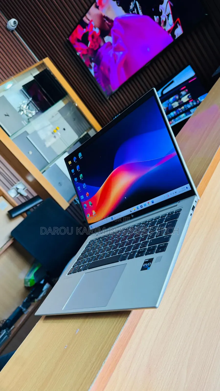 New HP EliteBook 840 G10 16GB Intel Core I7 SSD 512GB