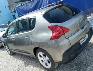 Peugeot 3008 2011 Argenté