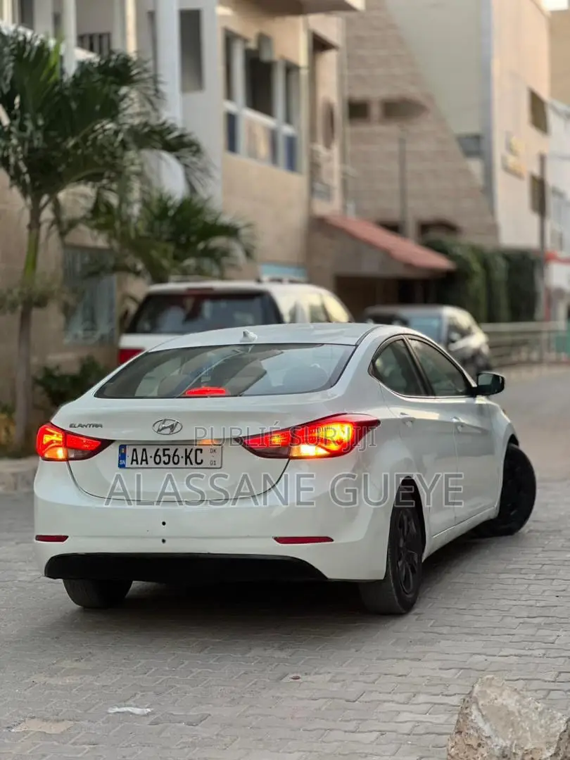 Hyundai Elantra 2016 Blanc