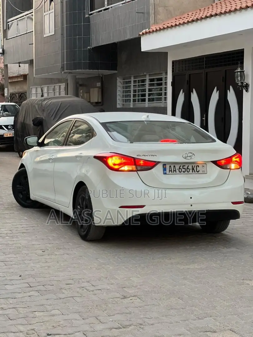 Hyundai Elantra 2016 Blanc