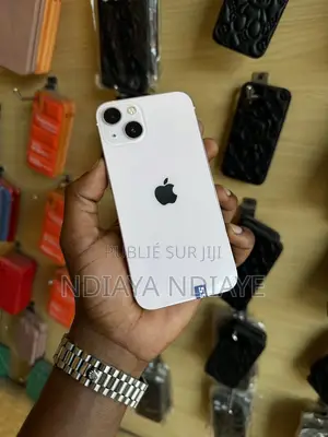 Photo - New Apple iPhone 13 128 GB Blanc